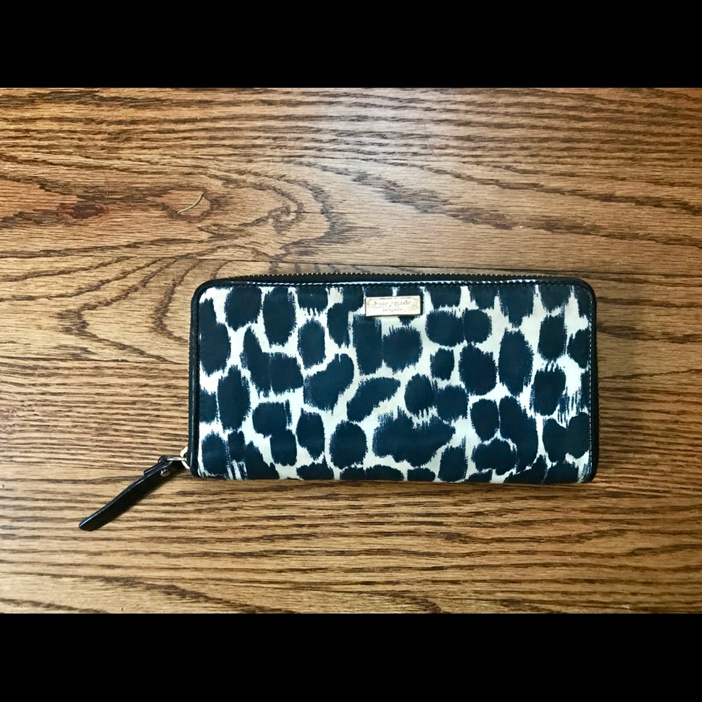 ♠️ Kate Spade Wallet
